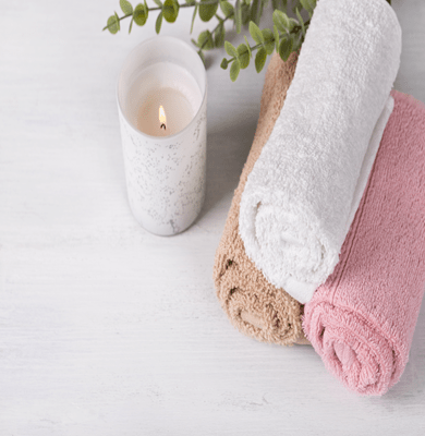 Dive into Luxury: The Art of Choosing Beach and Bath Towels